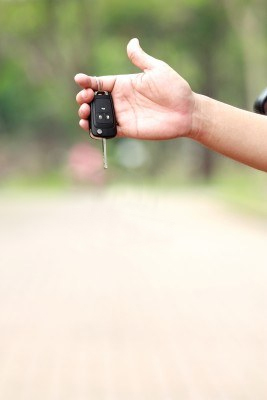 how to replace a lost car key